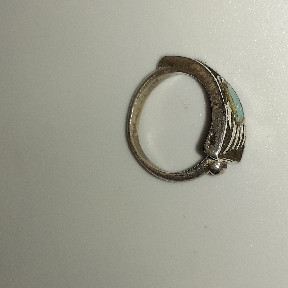 Vtg Real Bearclaw Inlaid Turquoise Sterling Ring - image 3